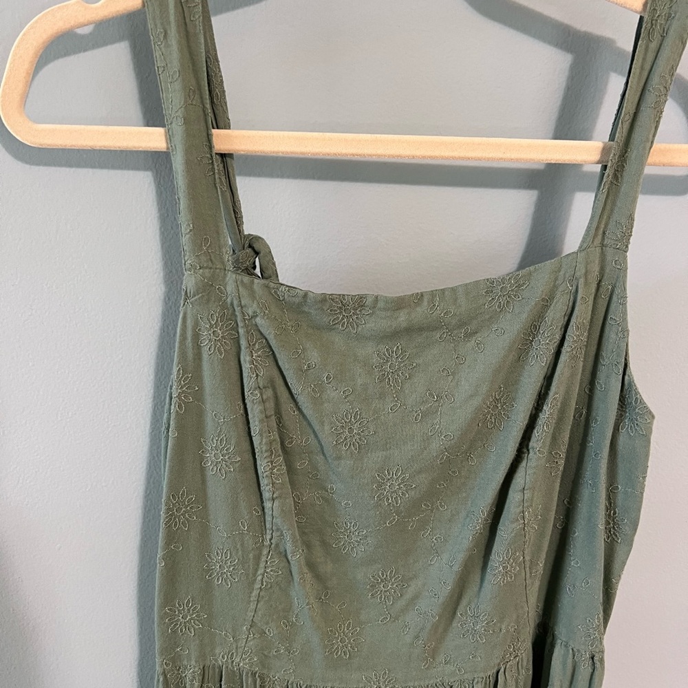 Old Navy MT smocked dress